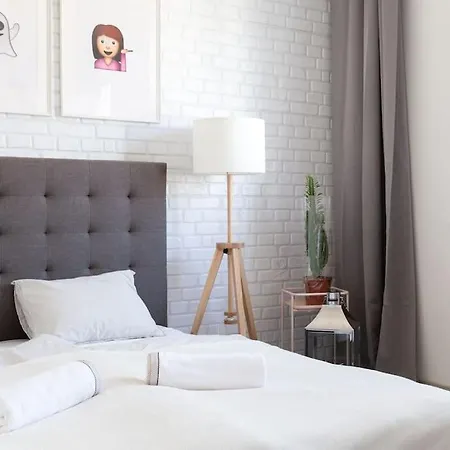 Apartmán Wonderful Emoji In Oldtown, Street Parking *